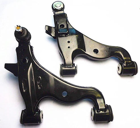 PAIR FRONT LOWER CONTROL ARMS for TOYOTA HILUX 2WD GGN15 GGN25 2005-2015 LH+RH