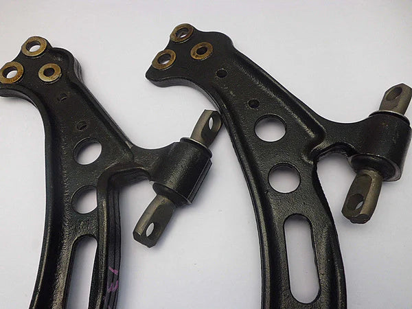 PAIR NEW FRONT LOWER CONTROL ARMS FOR TOYOTA CAMRY 1997-2002