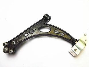 AUDI A3 DIESEL MODEL - RIGHT HAND SIDE FRONT LOWER CONTROL ARM WITH BALL JOINT