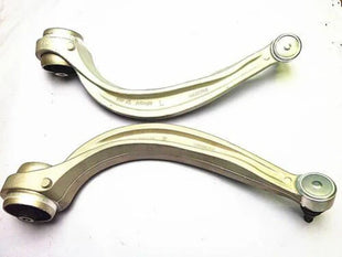 AUDI Q7 (4M) 2015-ON - PAIR FRONT LOWER REAR CONTROL ARMS WITH BALL JOINT
