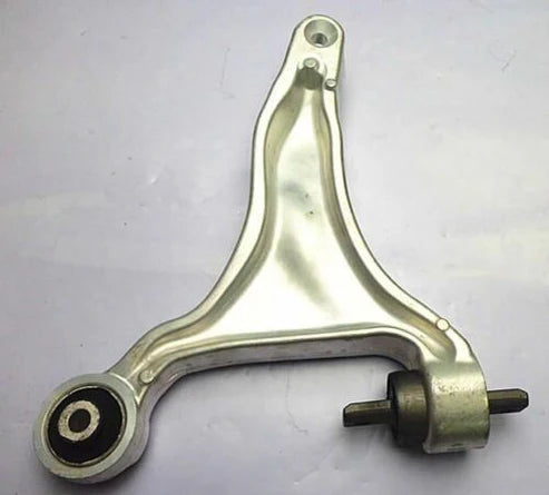NEW RIGHT SIDE FRONT LOWER CONTROL ARM FOR VOLVO XC70 Mk2 2003-2007 AWD RH